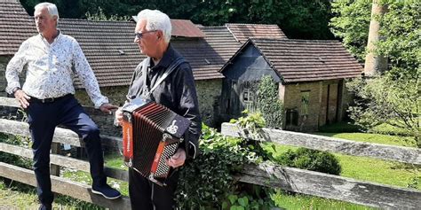 Vidéos. L’hommage à Clody Musette, l’accordéoniste décédé à l’âge de .